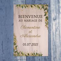 Pancarte de bienvenue en bois pour mariage feuillage champêtre