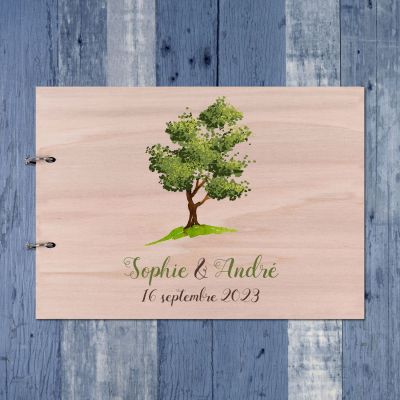 livre d'or de mariage en bois avec un arbre dans un style nature et champêtre
